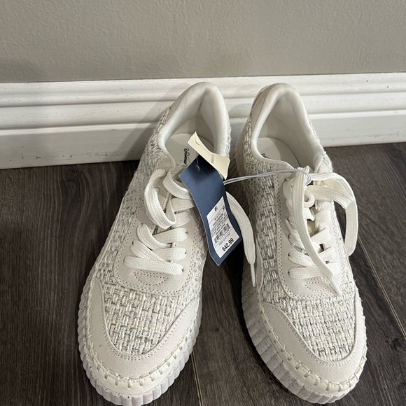 Women’s Persephone Sneakers. Size 6.5. Color White - Picture 6 of 9